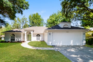 33303 LAKE BEND CIR LEESBURG, FL 34788